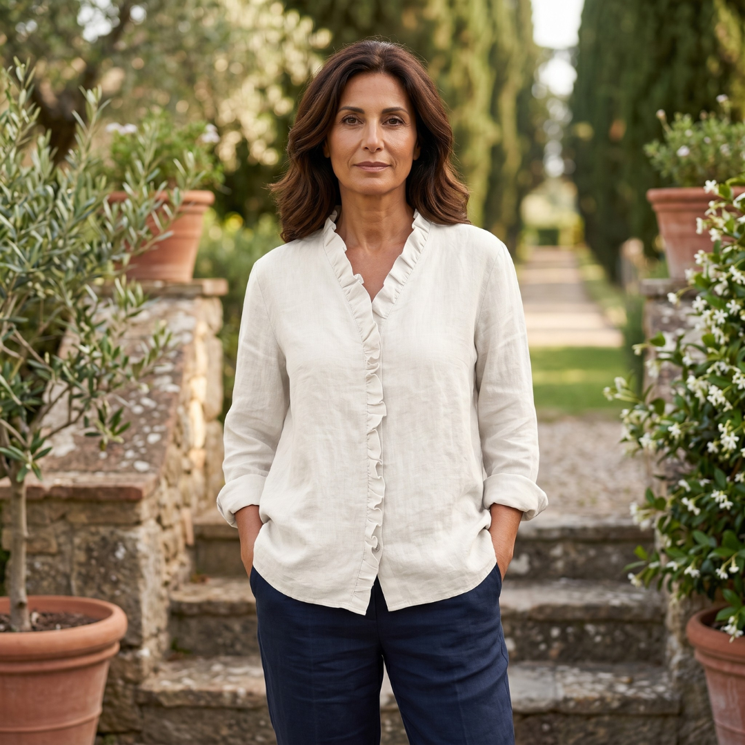 Isabella | Blusa in misto lino con volant delicato
