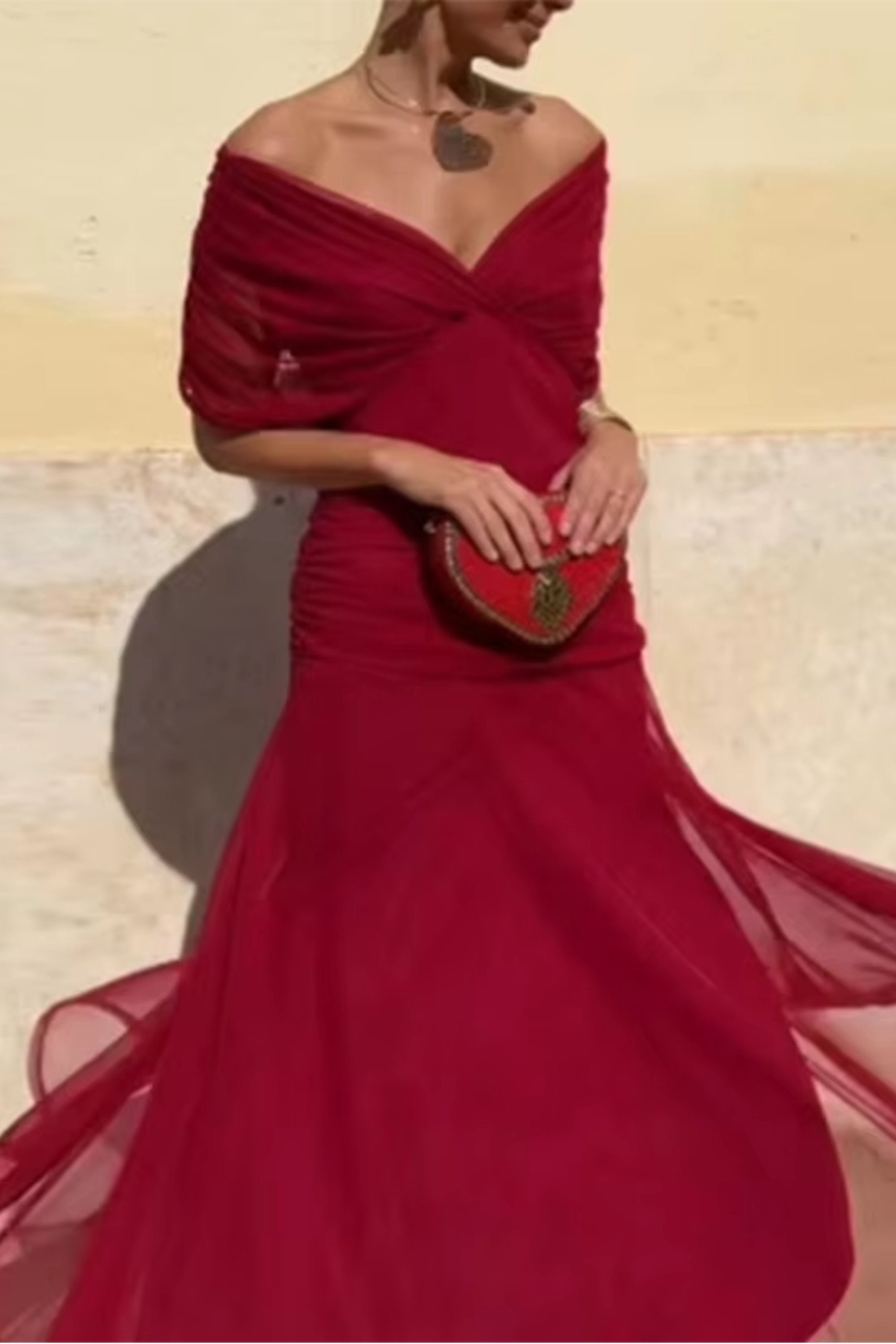 Louise™ – Abito lungo elegante con scollo a V e vestibilità fluida