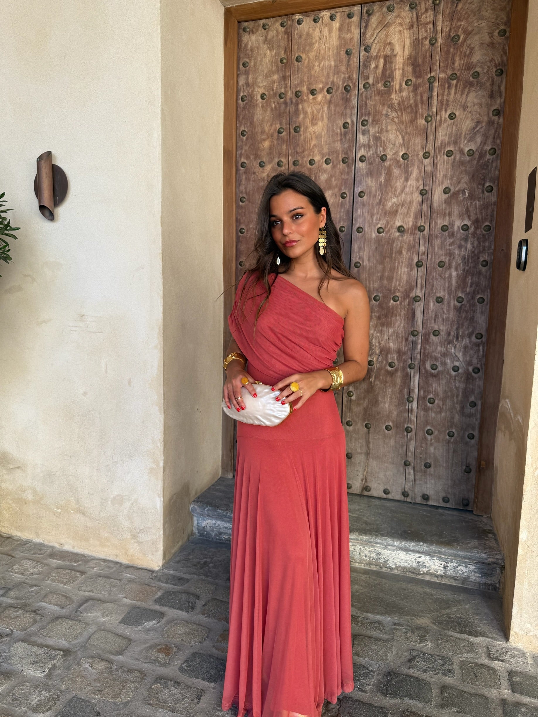 Ginevra | Abito lungo elegante con scollo bardot in tulle leggero