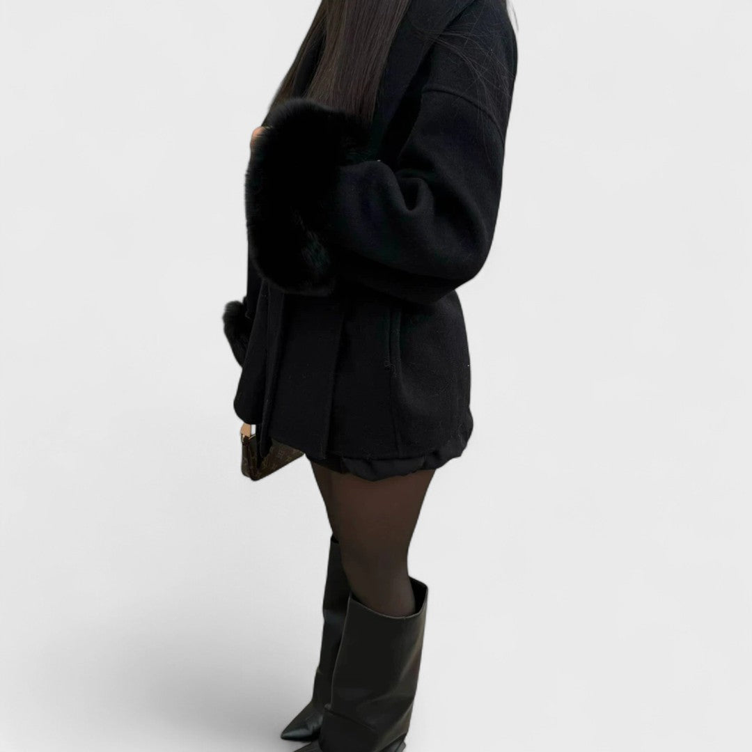 Bianca™ | Cappotto elegante con dettagli in pelliccia ecologica