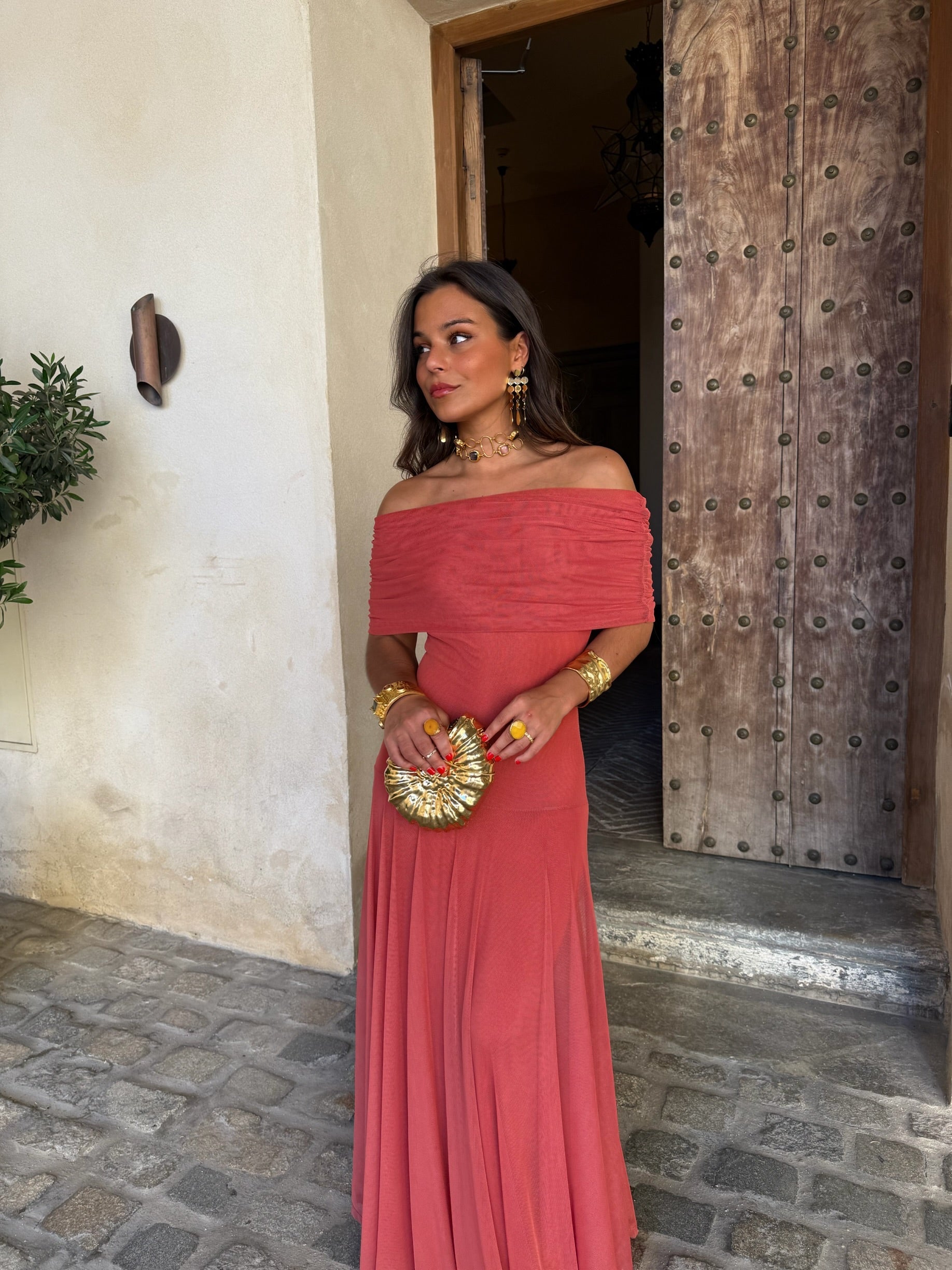 Ginevra | Abito lungo elegante con scollo bardot in tulle leggero